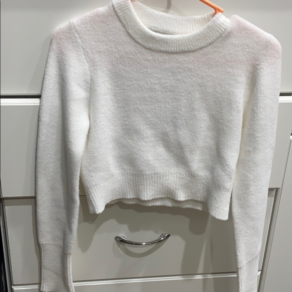 White crop sweater
